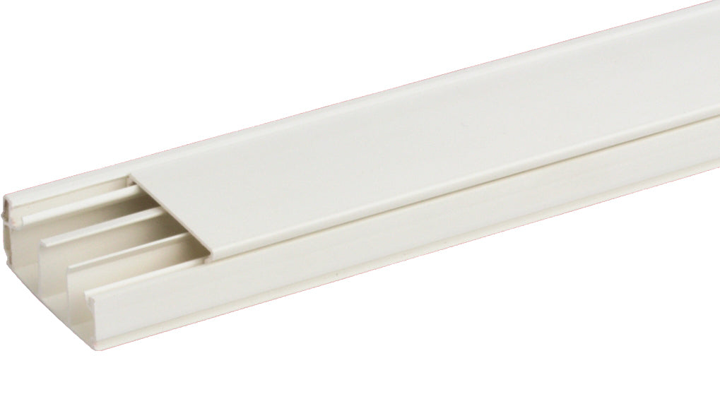 ALUMBRA CANALETA 50x20x2000mm C/ FITA ADESIVA BRANCA